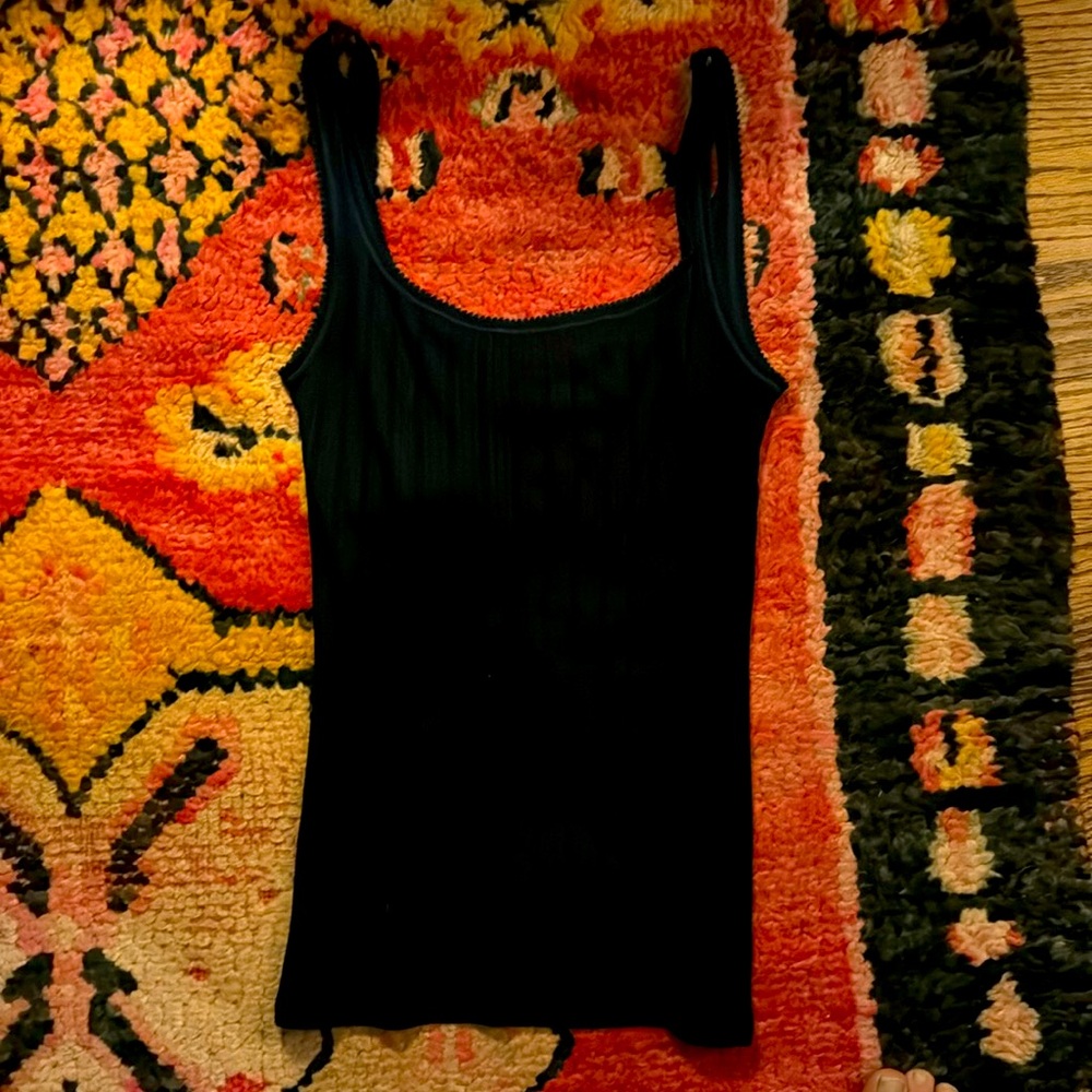 Vintage 1980’s Donna Karan silk ribbed t-shirt. Small
